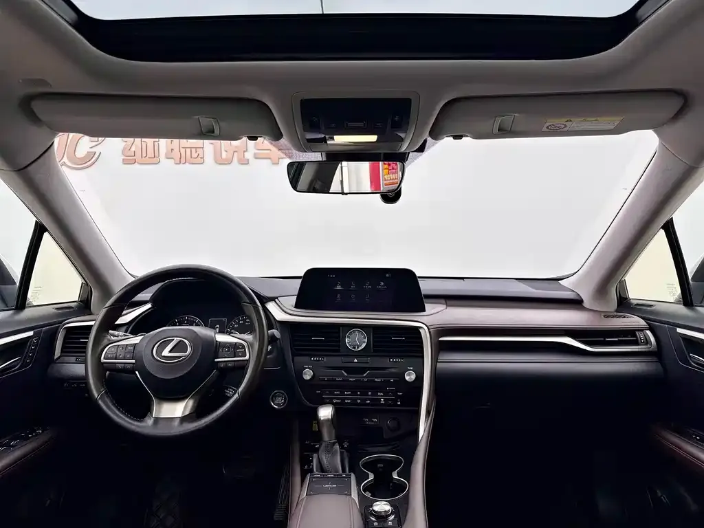 Lexus RX — фото 9