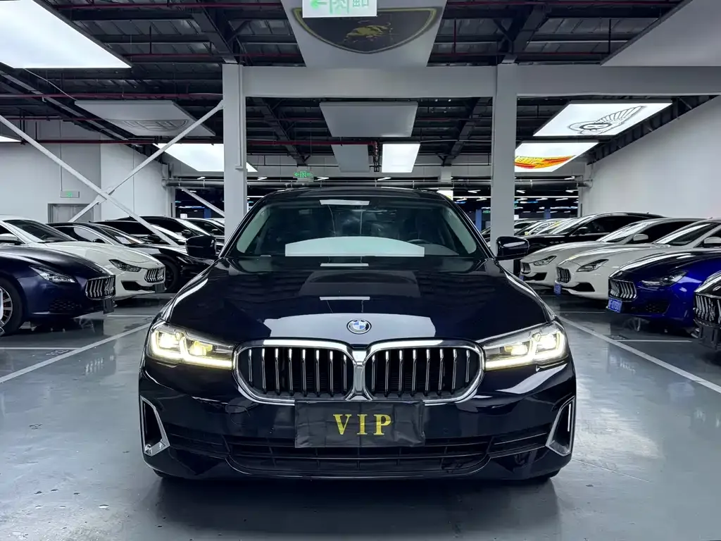 BMW 5 Series — фото 4