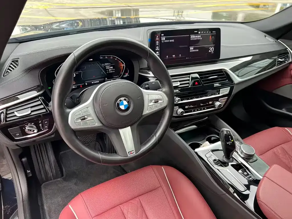 BMW 5 Series — фото 2