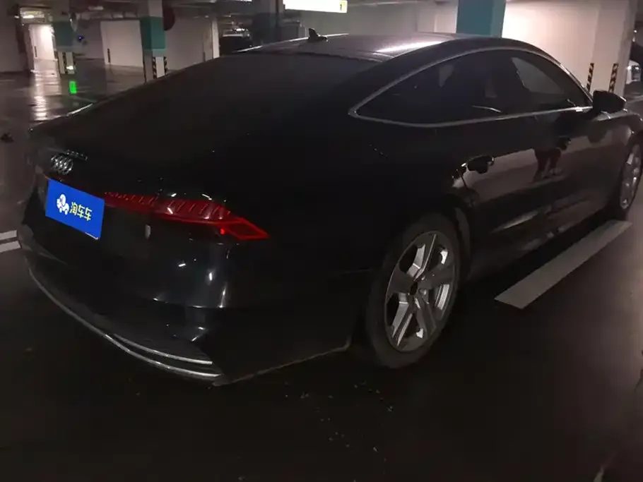 Audi A7 — фото 7
