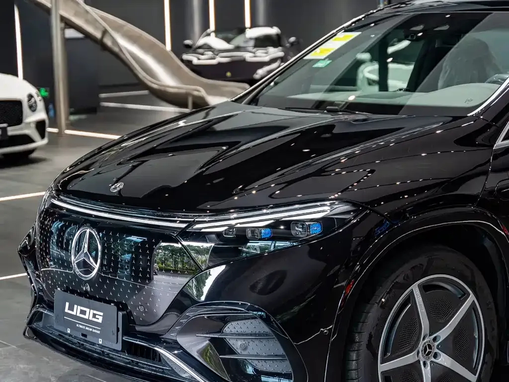 Mercedes-Benz EQS — фото 10