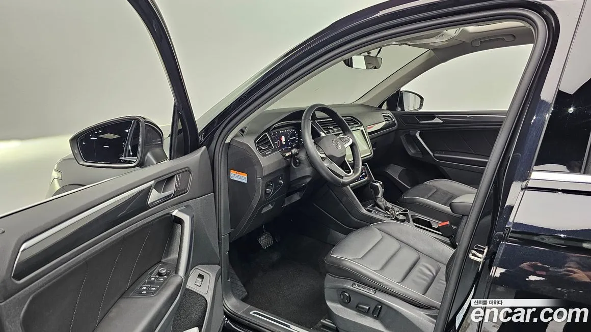 Volkswagen Tiguan — фото 5