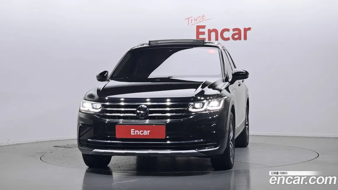 Volkswagen Tiguan — фото 6