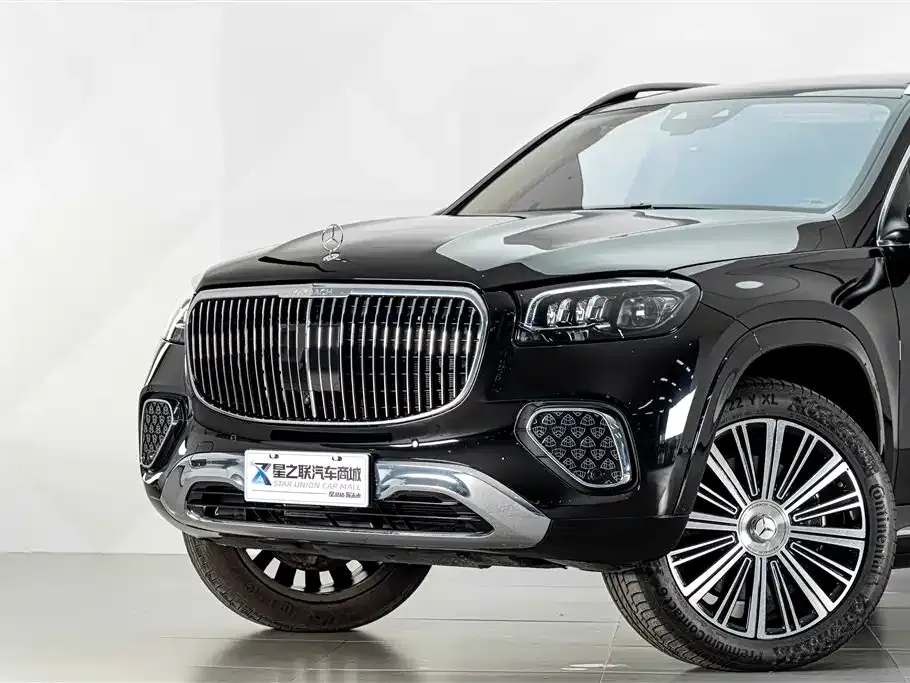 Mercedes-Benz GLS — фото 6