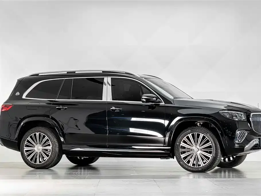 Mercedes-Benz GLS — фото 8