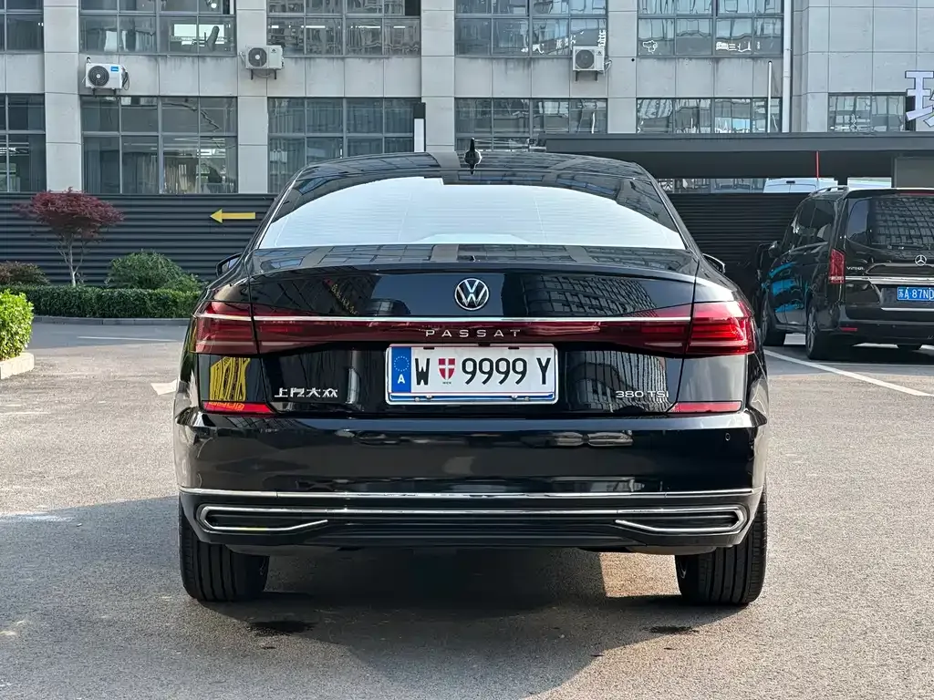 Volkswagen Passat — фото 5