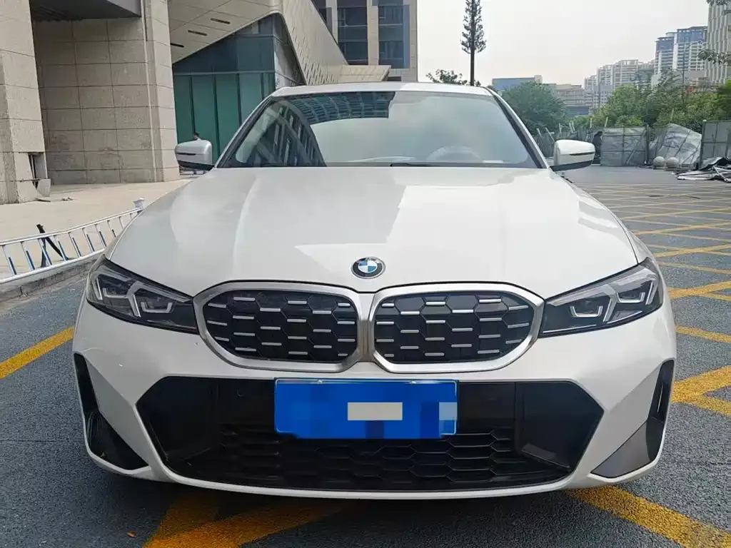 BMW 3 Series — фото 1
