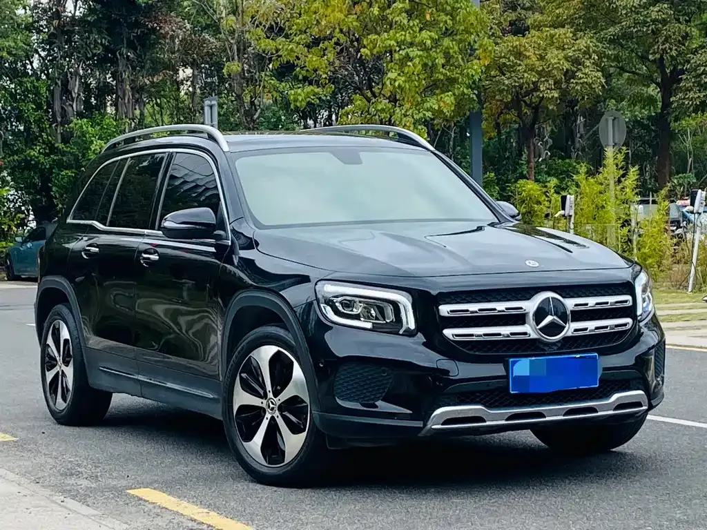 Mercedes-Benz GLB — фото 9