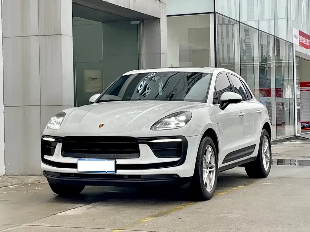 Porsche Macan — фото 1