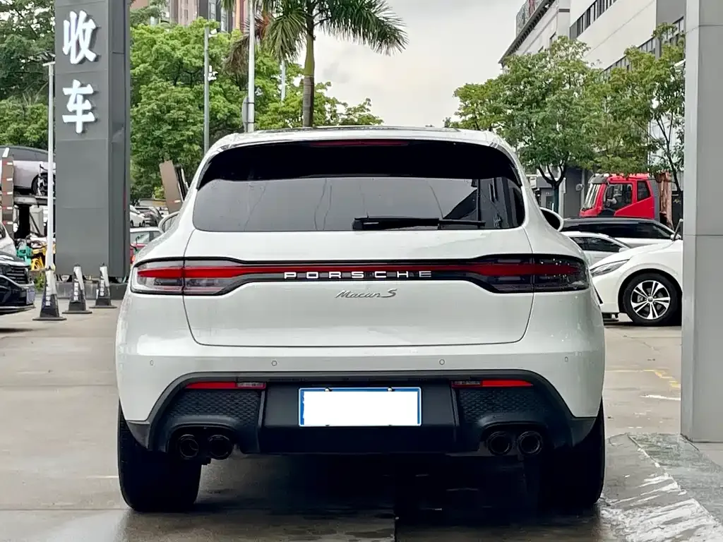 Porsche Macan — фото 9