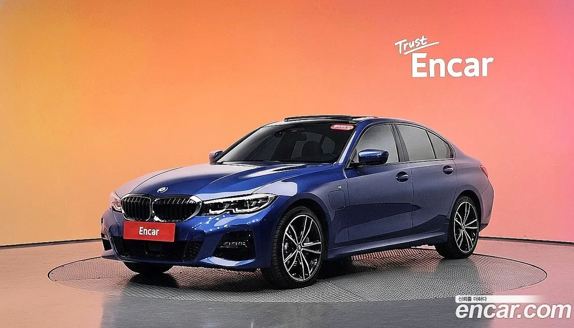 BMW 3-Series — фото 1