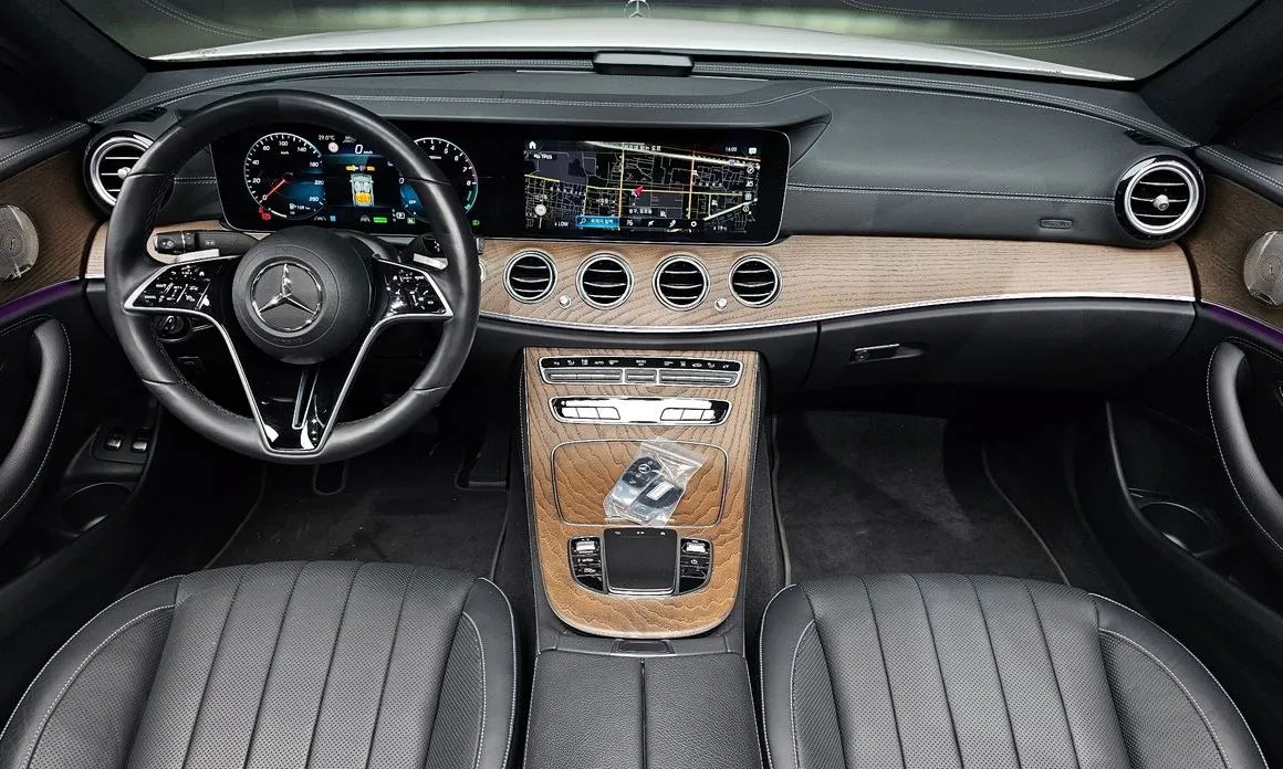 Mercedes-Benz E-Class — фото 10