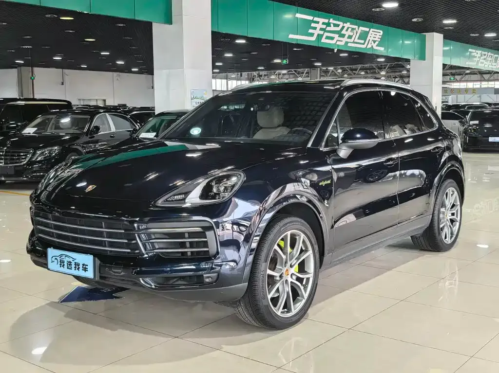 Porsche Cayenne Hybrid — фото 1