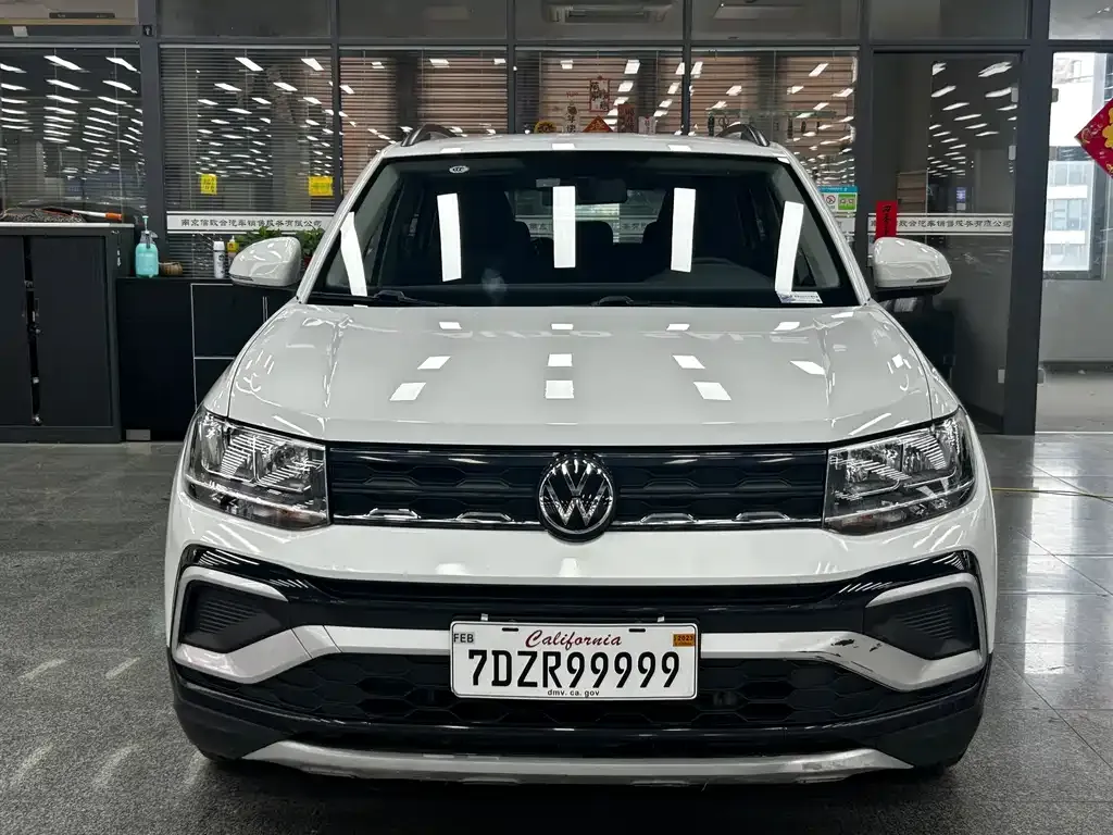 Volkswagen T-Cross — фото 4