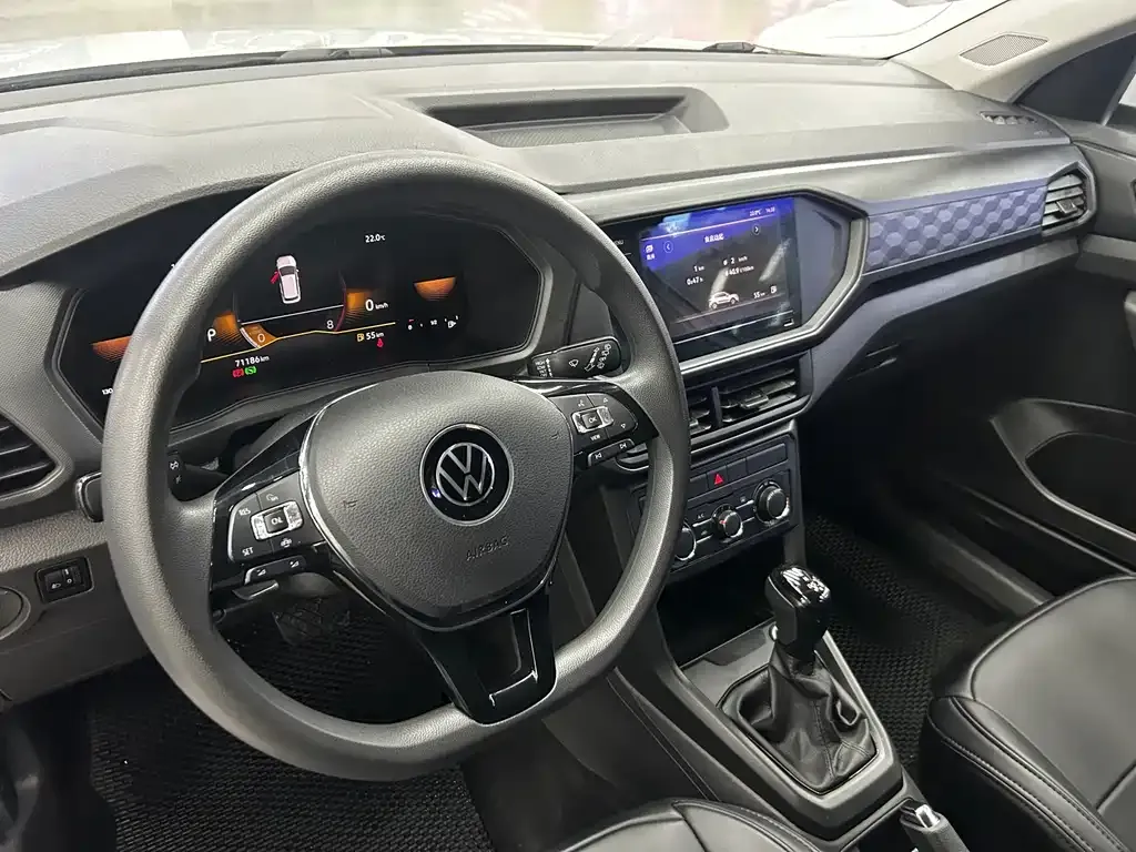 Volkswagen T-Cross — фото 7