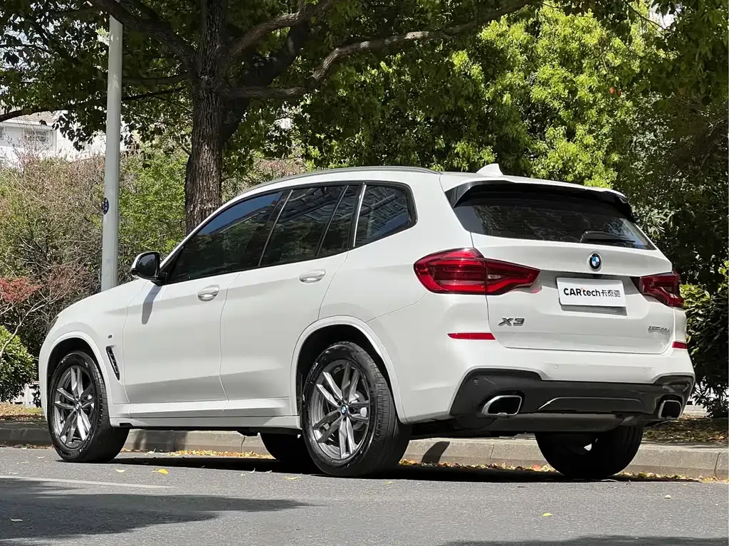 BMW X3 — фото 10