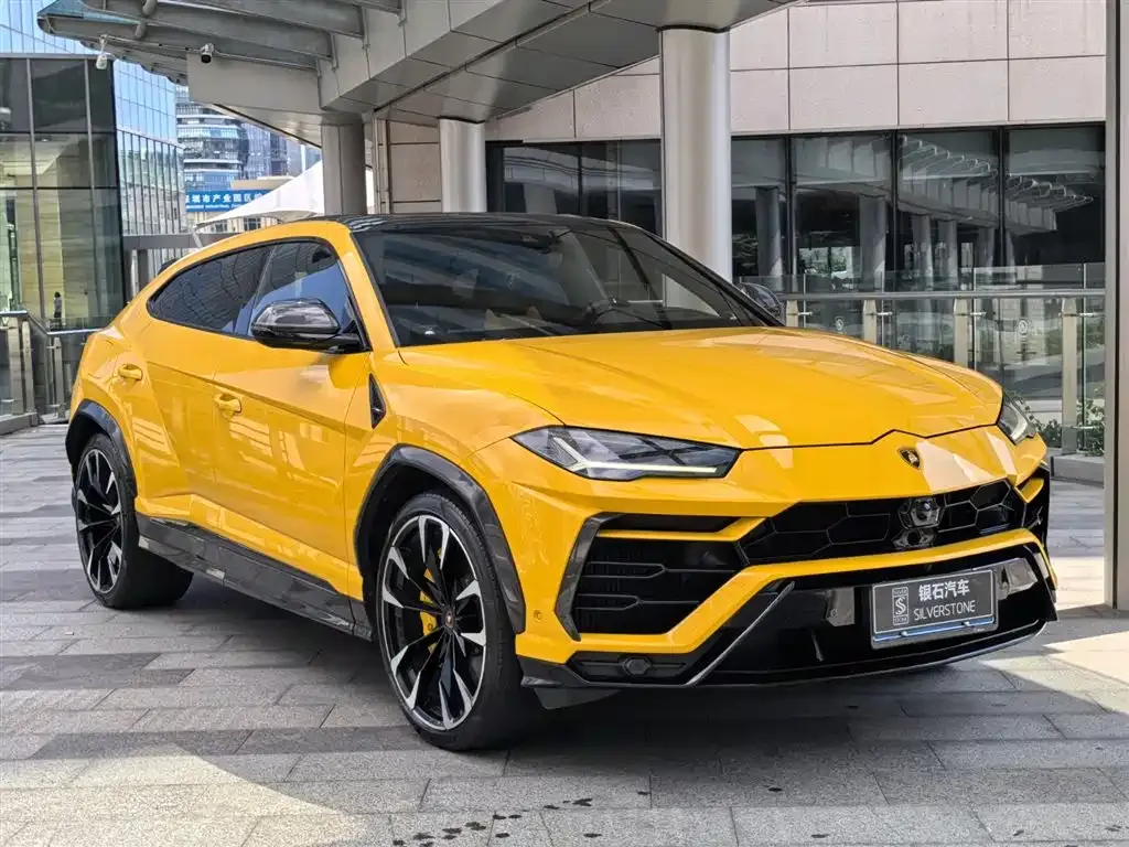 Lamborghini Urus — фото 7