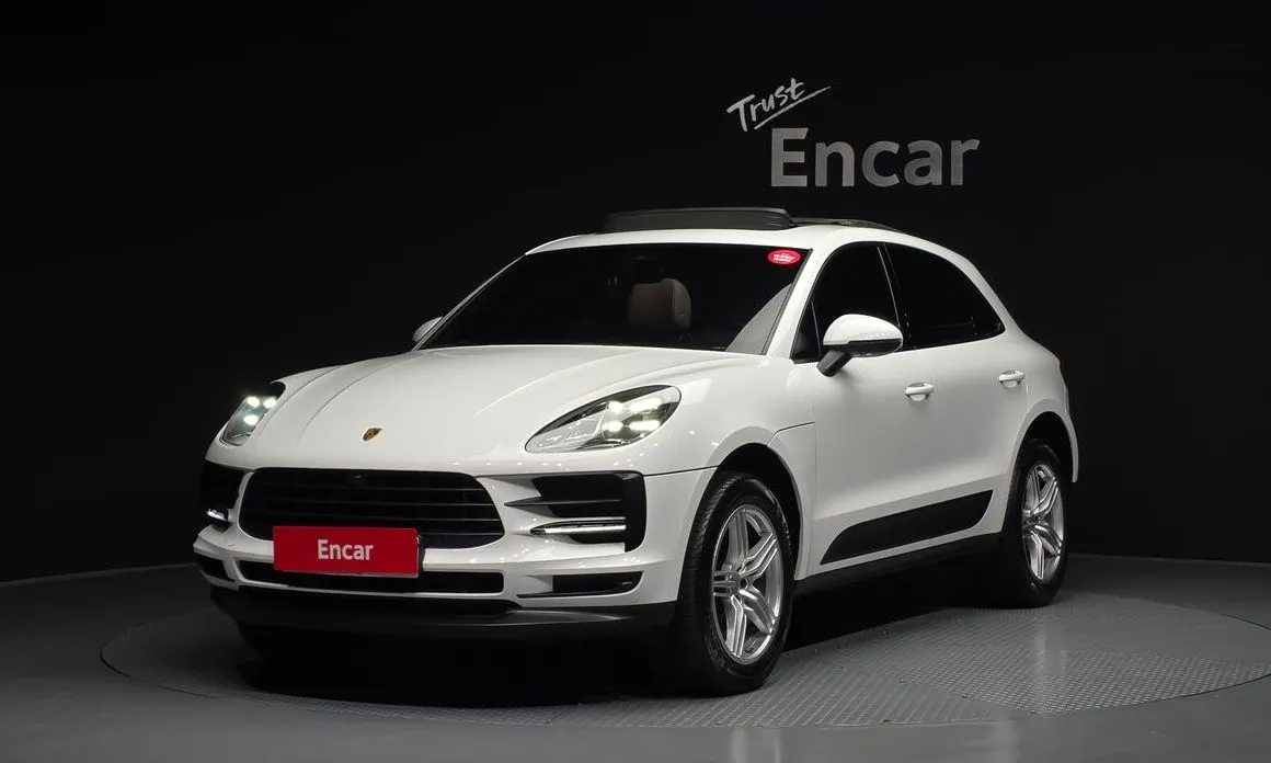 Porsche Macan — фото 1