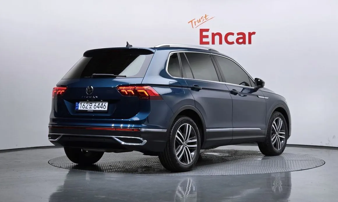 Volkswagen Tiguan — фото 4