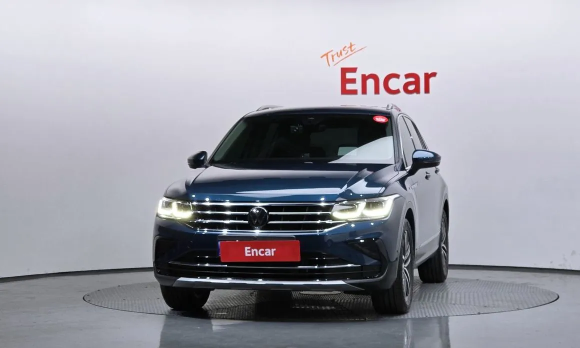 Volkswagen Tiguan — фото 10