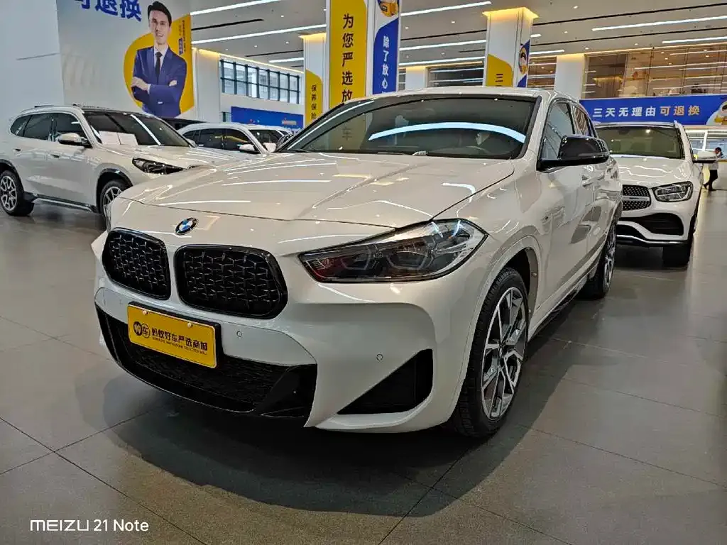 BMW X2 — фото 1