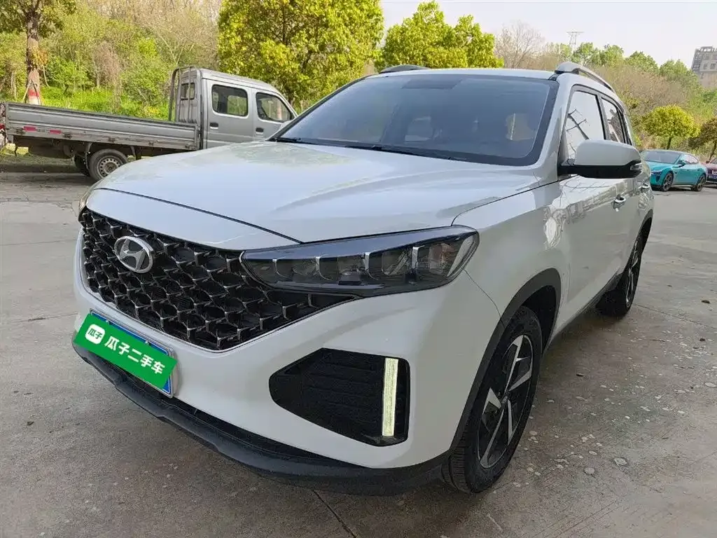 Hyundai ix35 — фото 1