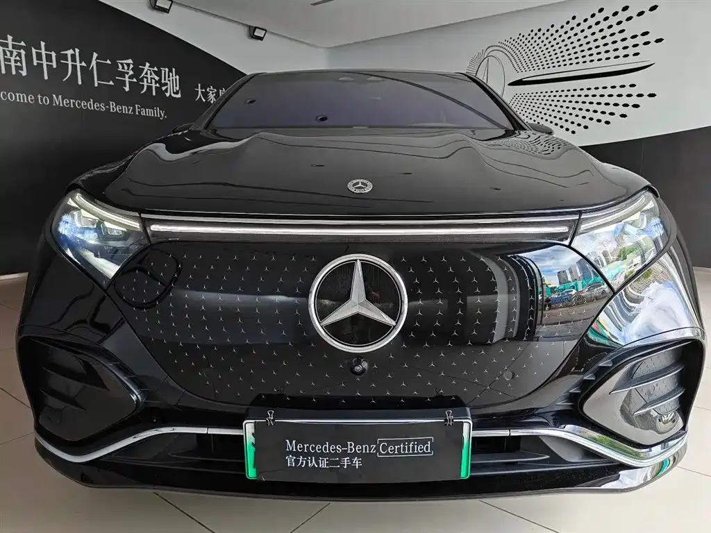 Mercedes-Benz EQS SUV — фото 6