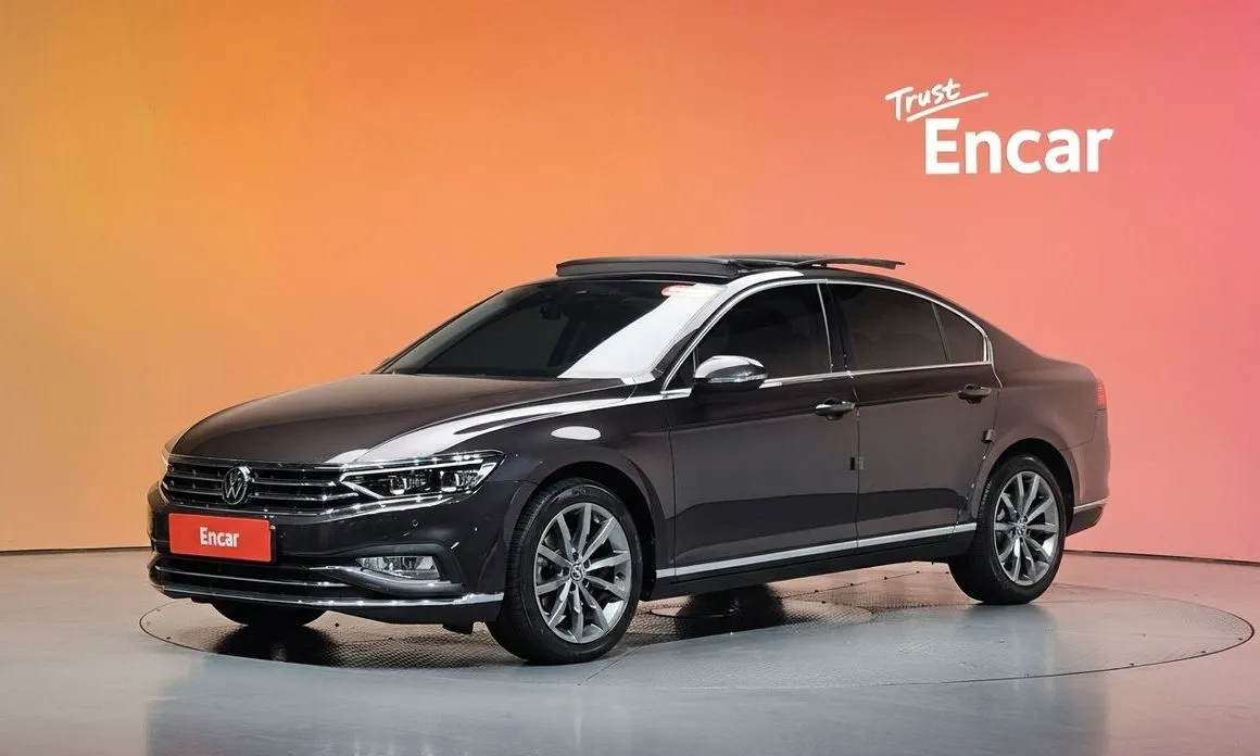 Volkswagen Passat — фото 1