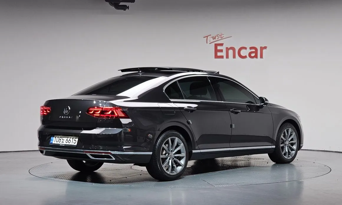 Volkswagen Passat — фото 5