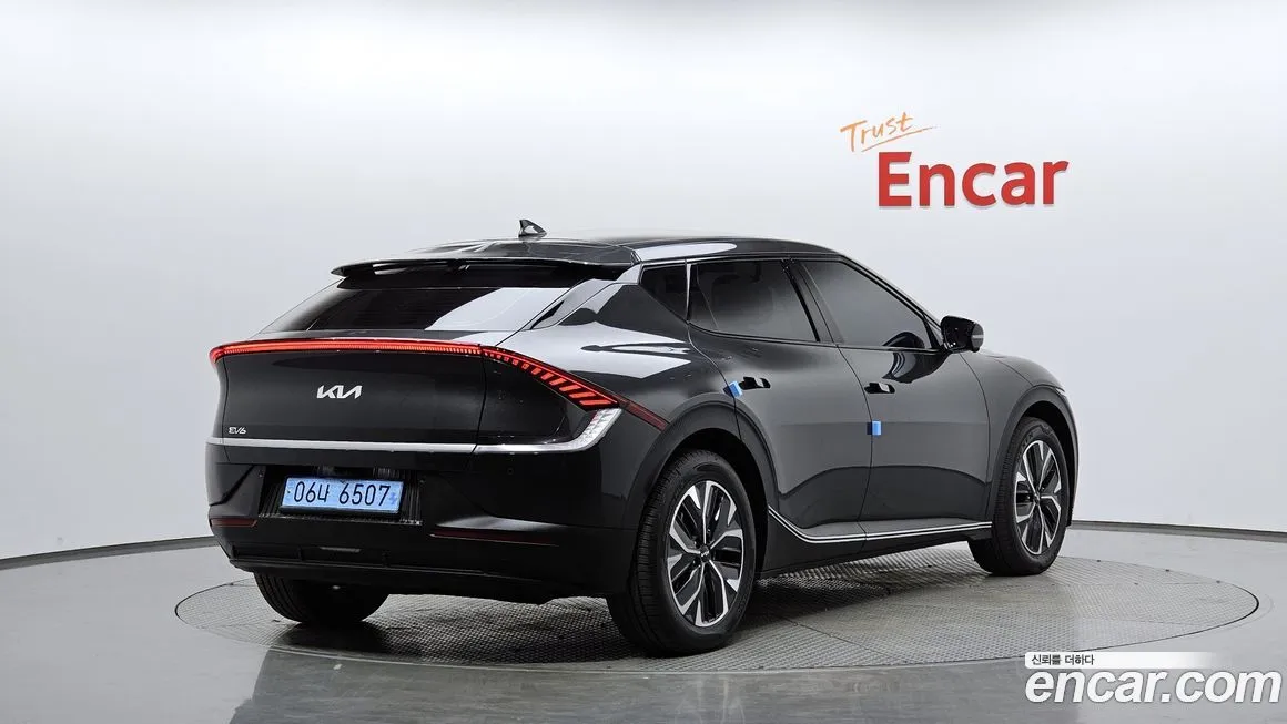 Kia EV6 — фото 4