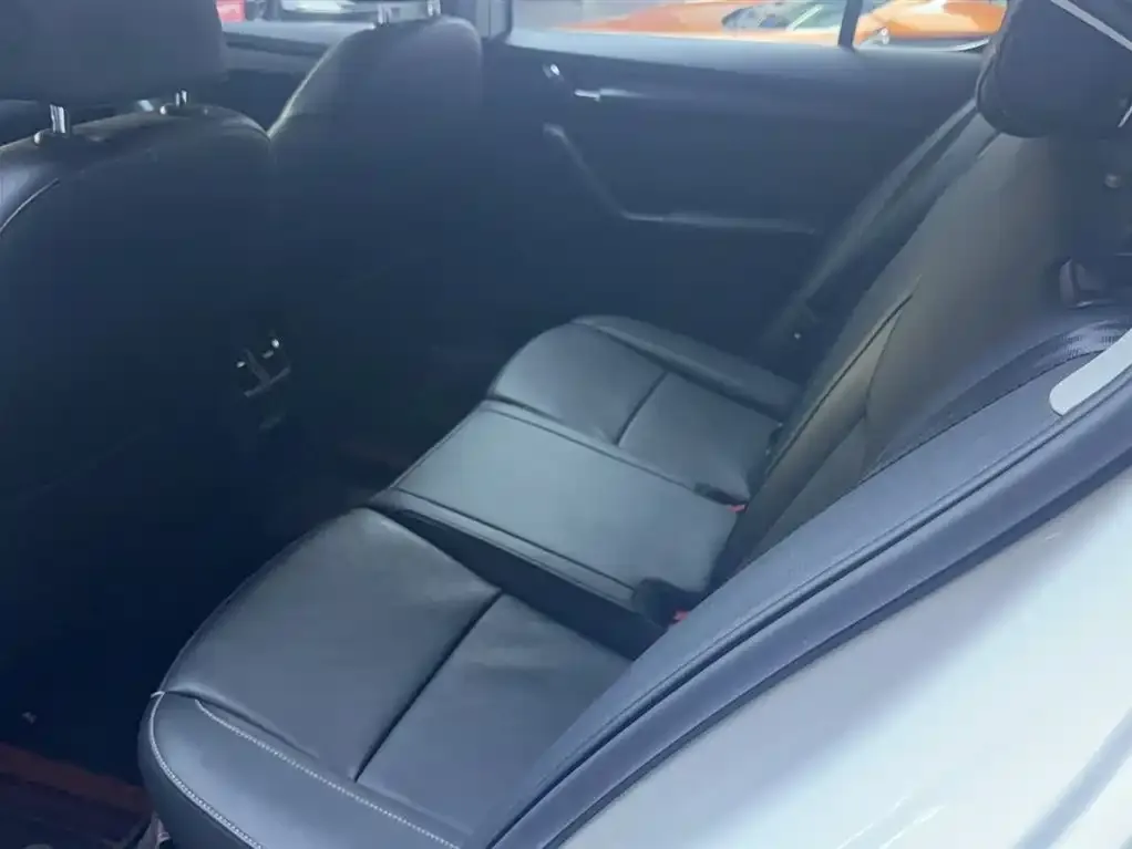 Skoda Octavia — фото 3