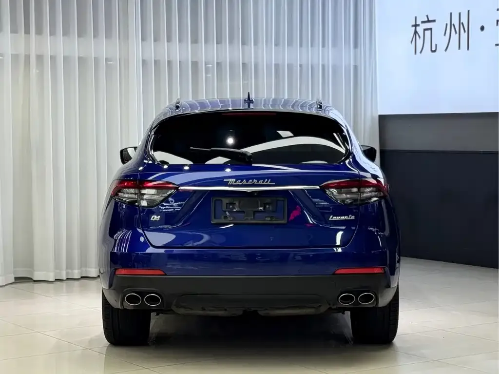 Maserati Levante — фото 6