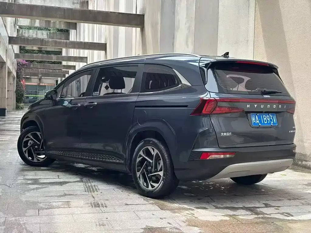 Hyundai Custo — фото 3