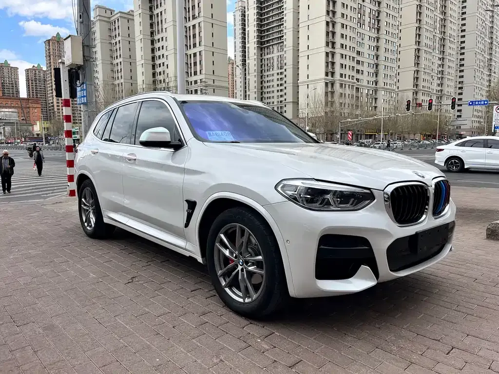 BMW X3 — фото 6