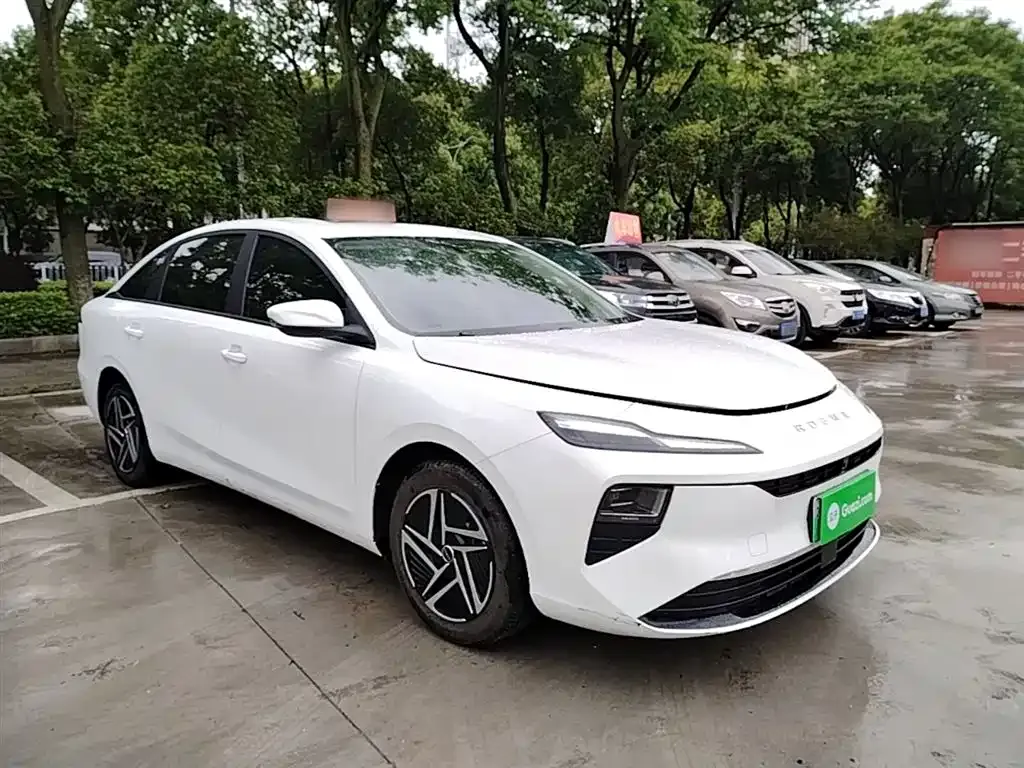 Roewe D6 — фото 4
