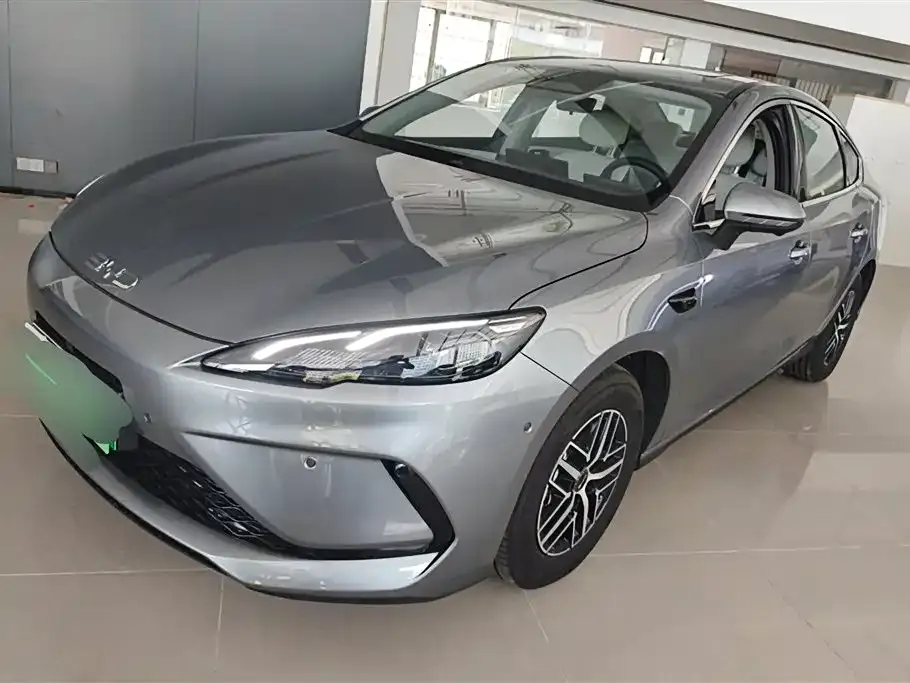BYD Seal 05 DM-i — фото 1