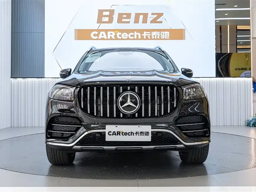 Mercedes-Benz GLS — фото 1