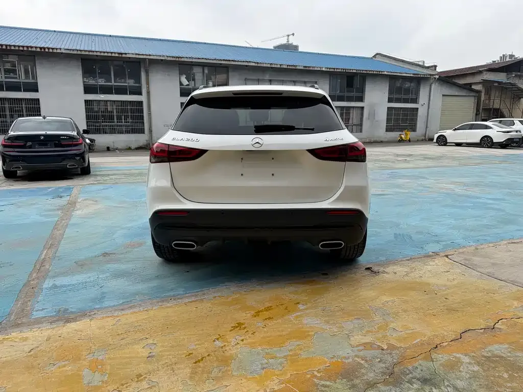 Mercedes-Benz GLA — фото 8