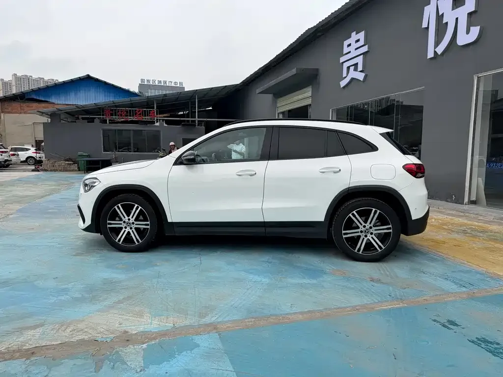 Mercedes-Benz GLA — фото 3