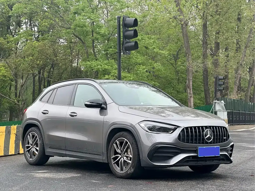 Mercedes-Benz GLA AMG — фото 10