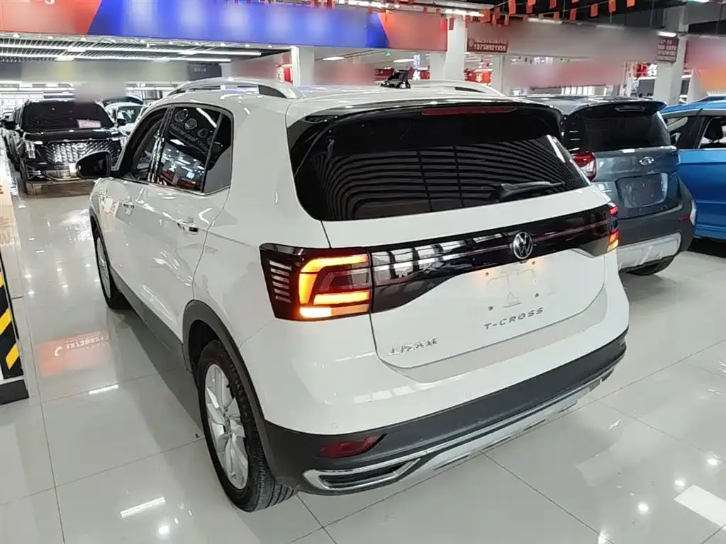 Volkswagen T-Cross — фото 8