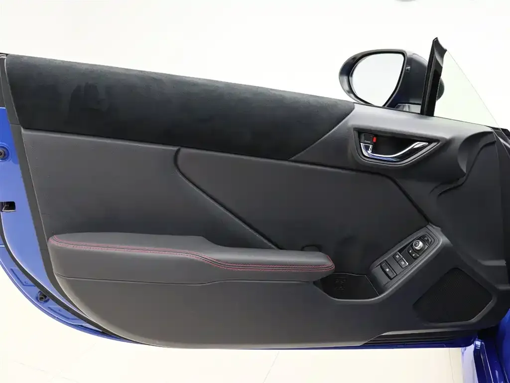 Subaru BRZ — фото 2