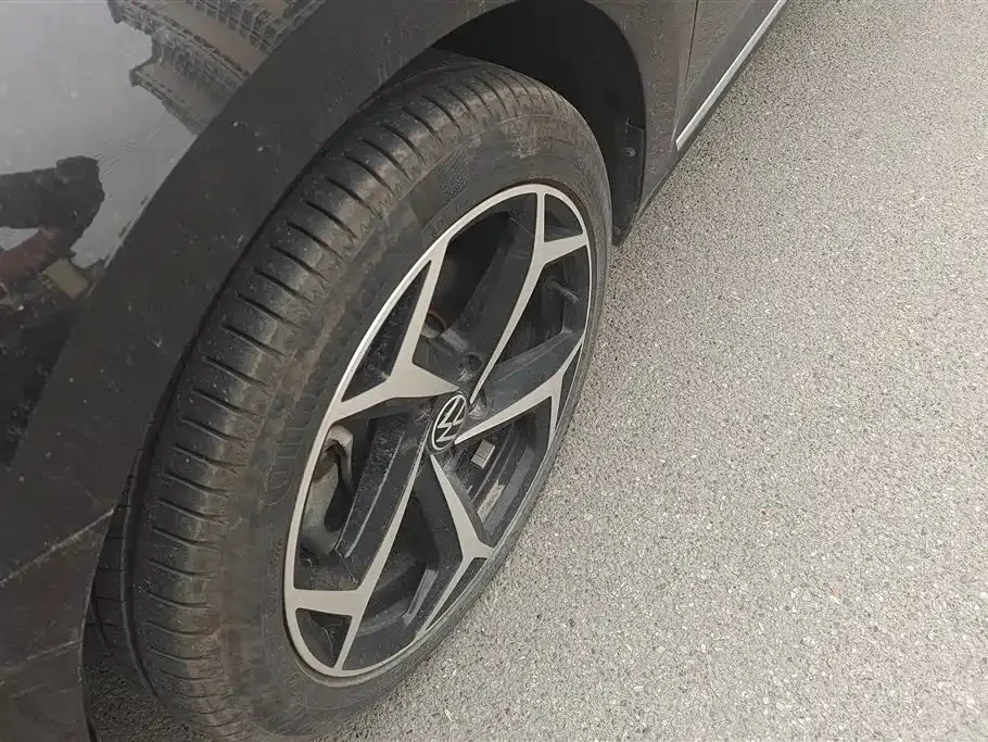 Volkswagen Passat — фото 10