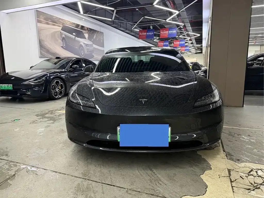 Tesla Model 3 — фото 7