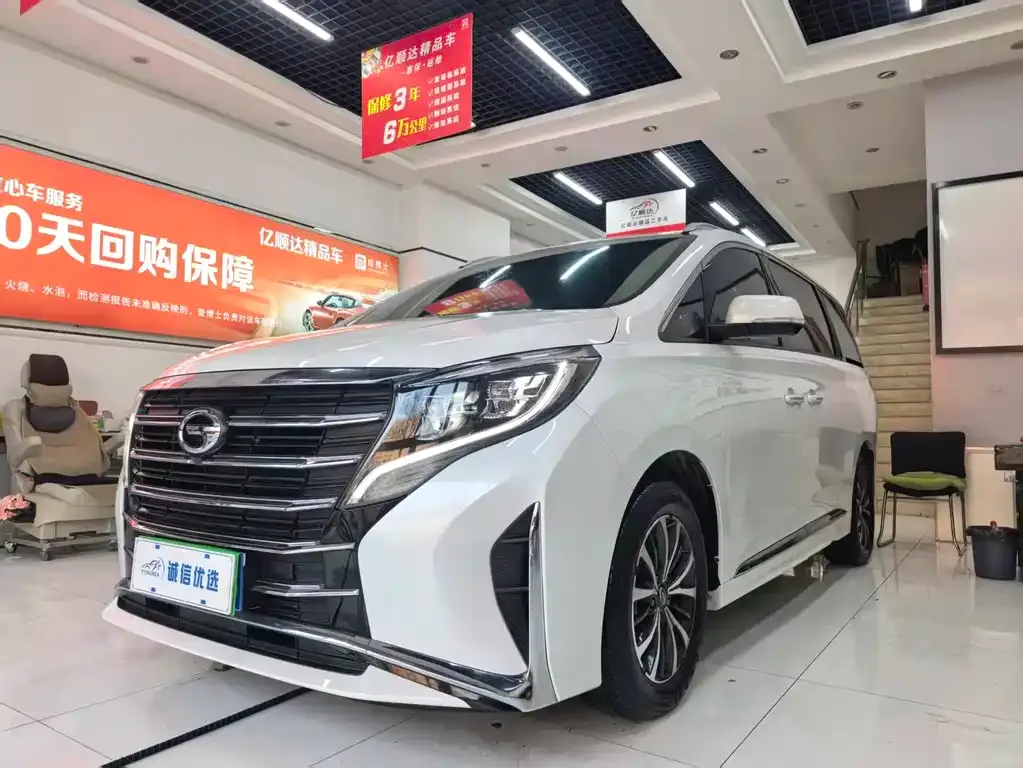 GAC Motor Trumpchi M8 — фото 1
