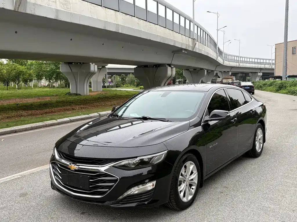 Chevrolet Malibu XL — фото 1