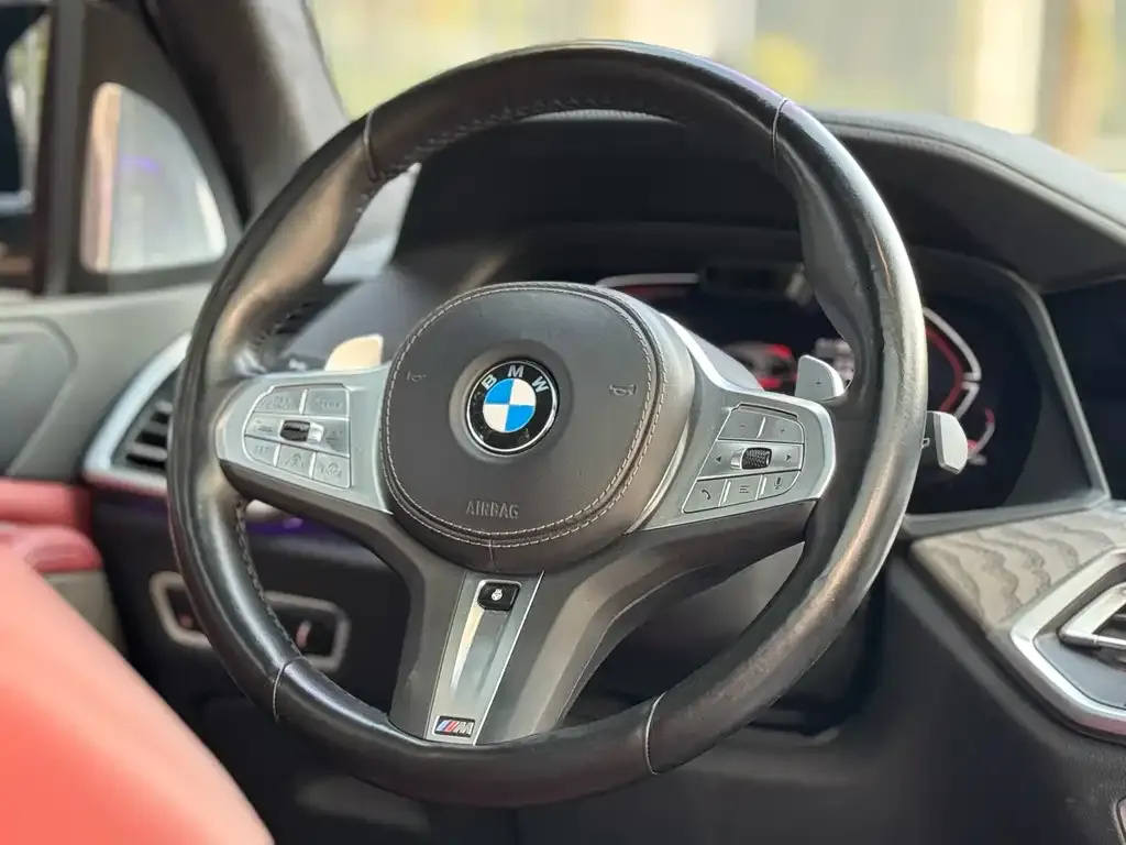 BMW X5 — фото 2