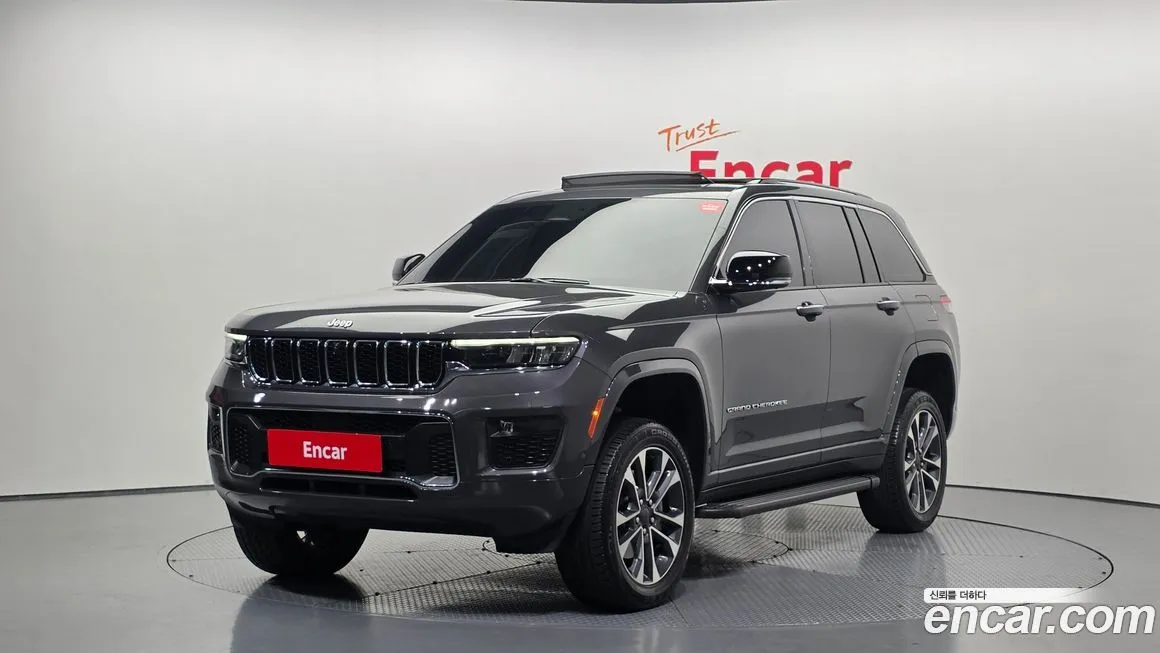 Jeep Cherokee — фото 1