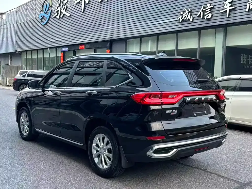 Haval M6 — фото 9