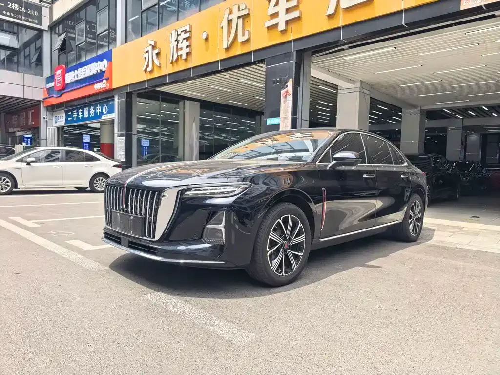 Hongqi H5 PHEV — фото 1